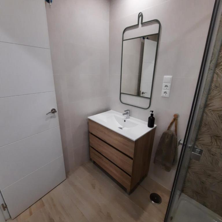Estudios Olivia II - One-Bedroom Apartment - 6