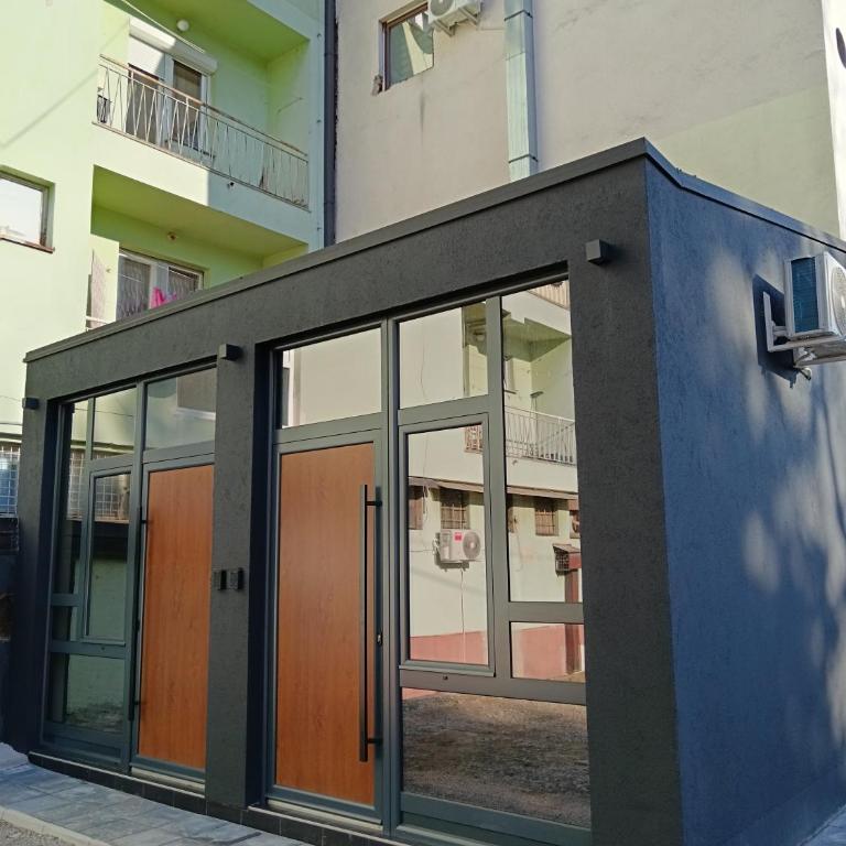 Garage Apartments - Studio - na Više Nivoa - 47