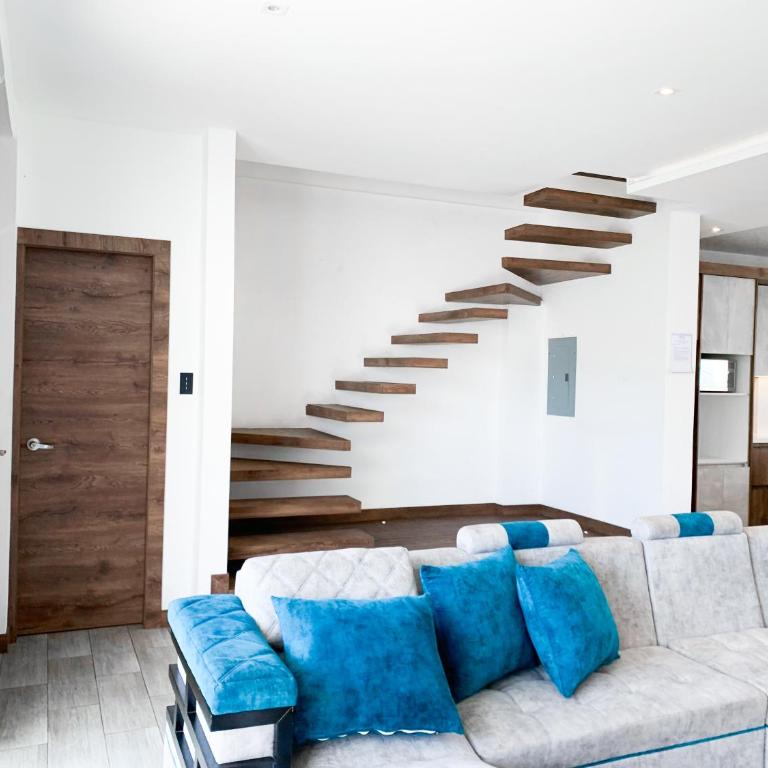 Lujosa y exclusiva casa en Salinas! Cerca de todo - Apartamento de 3 dormitorios - 11