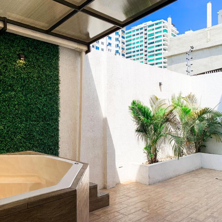 Lujosa y exclusiva casa en Salinas! Cerca de todo - Apartamento de 3 dormitorios - 9