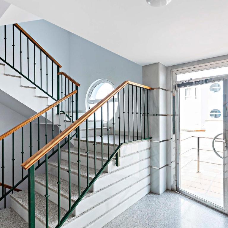 Elegante piso en la Romanilla - Two-Bedroom Apartment - 28