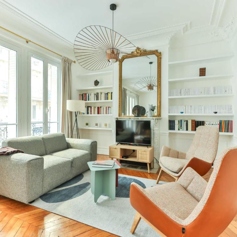 Bright, modern apartment- 14 arrd- Mobility lease - Appartement 2 Chambres - 1