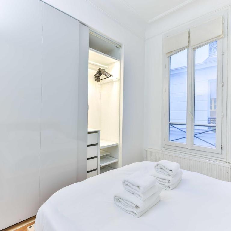 Bright, modern apartment- 14 arrd- Mobility lease - Appartement 2 Chambres - 13