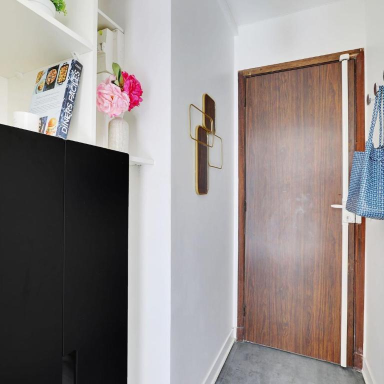 Studio near Bassin de la Villette - 2P balcony - Maison de Vacances - 14