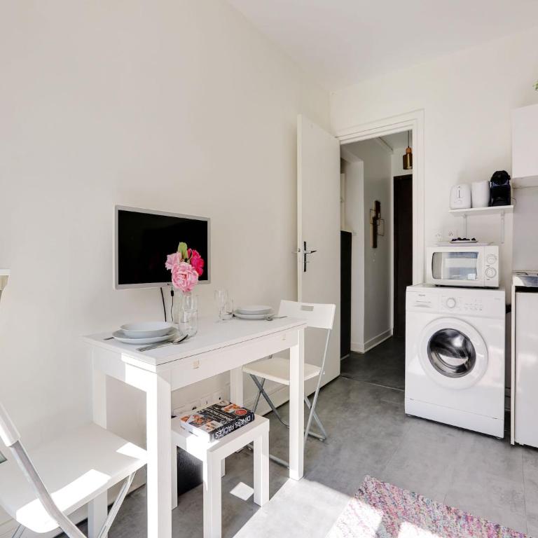 Studio near Bassin de la Villette - 2P balcony - Maison de Vacances - 7