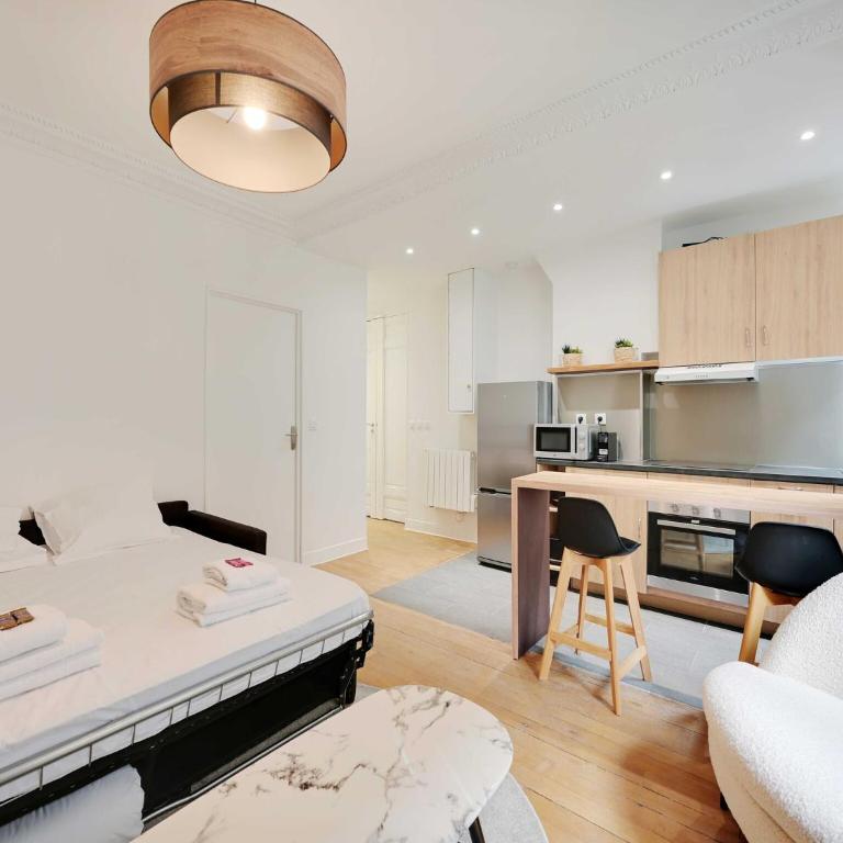 Very nice studio for 2 people Batignolles - Nollet Mobility lease - Appartement - 4