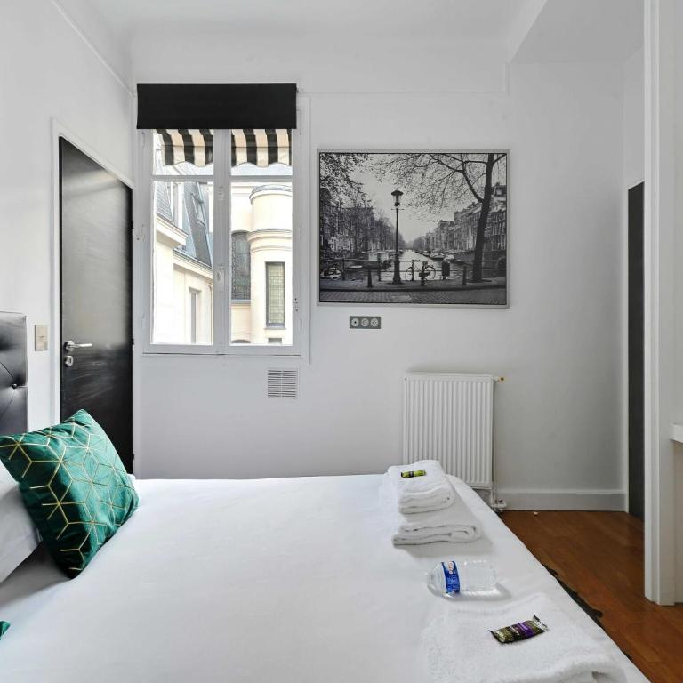 Nice and quiet 1BDR apartment 8th - BAIL MOBILITE - One-Bedroom Apartment - 6