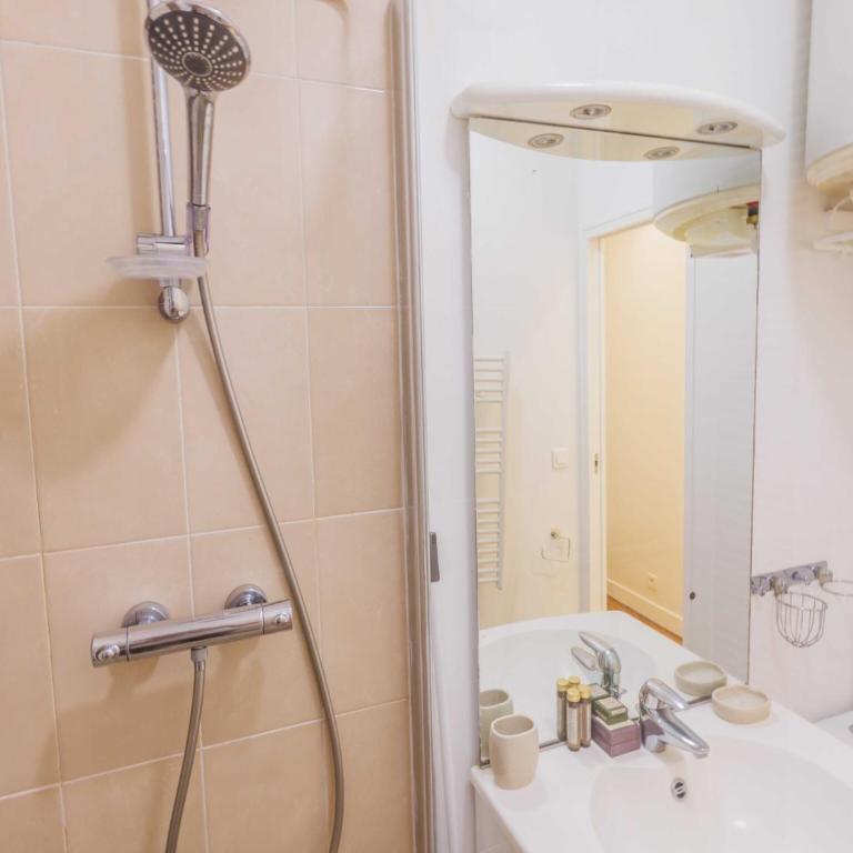 Charmant appt - 1 BDR 2P convention 15e arr - Appartement 1 Chambre - 11