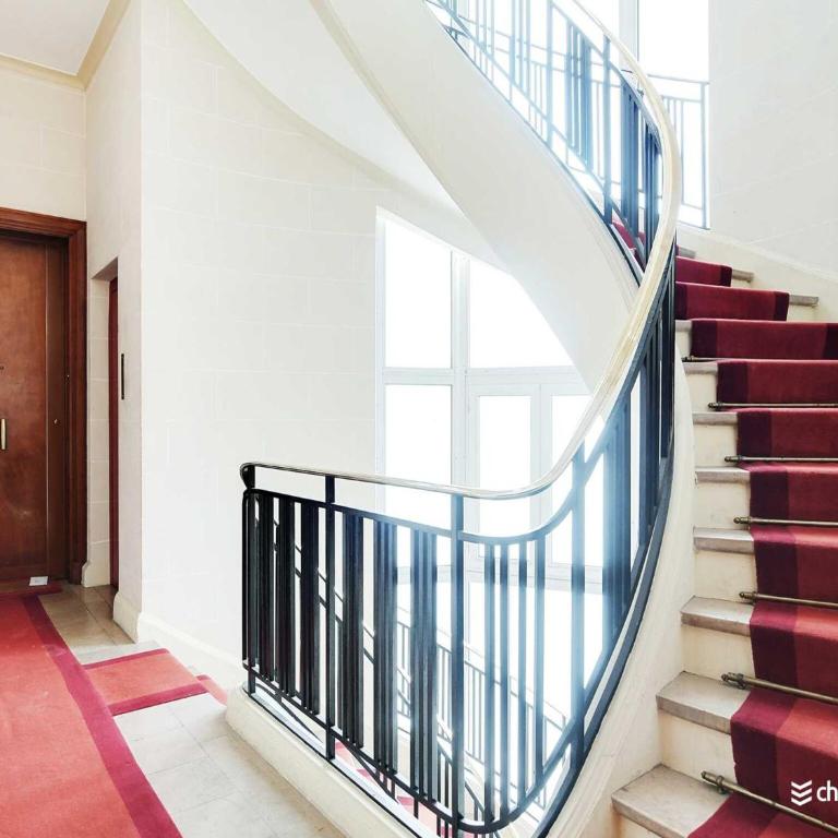 Studette View of the Eiffel Tower Victor Hugo 2 -BAIL MOBILITE - Apartment - 19