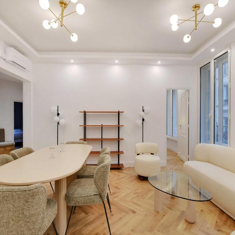 Elegant apartment 3BDR 6P - Champs-Élysées - Three-Bedroom Apartment - 2