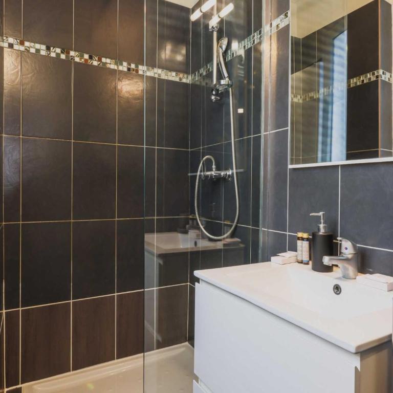 Comfortable flat - 1BD 4P - Gare Est - Appartamento con 1 Camera da Letto - 5