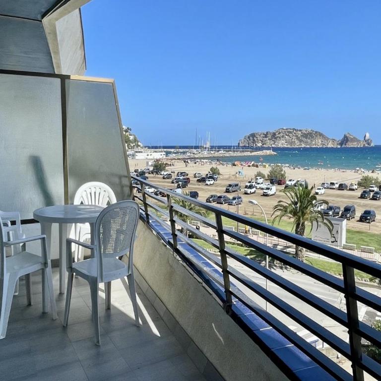 Apartment by the Beach in Spain - Two-Bedroom Apartment - 6