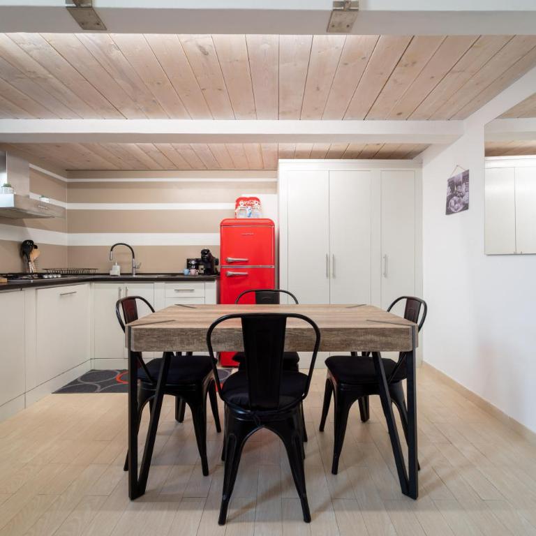 Casa Violante - Appartamento con 2 Camere da Letto - 2