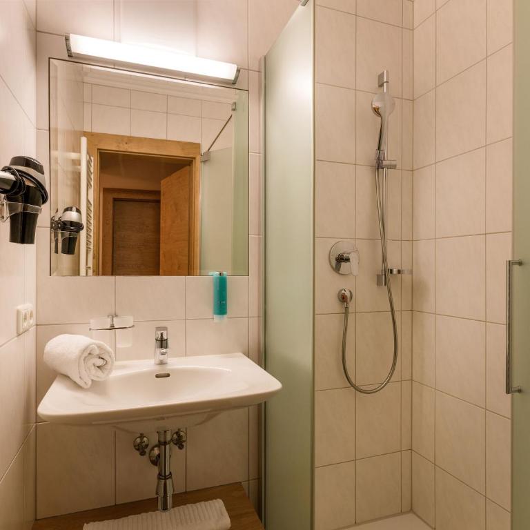 Appartements Schedererhaus - Apartamento de 2 dormitorios con vistas al jardín - 11