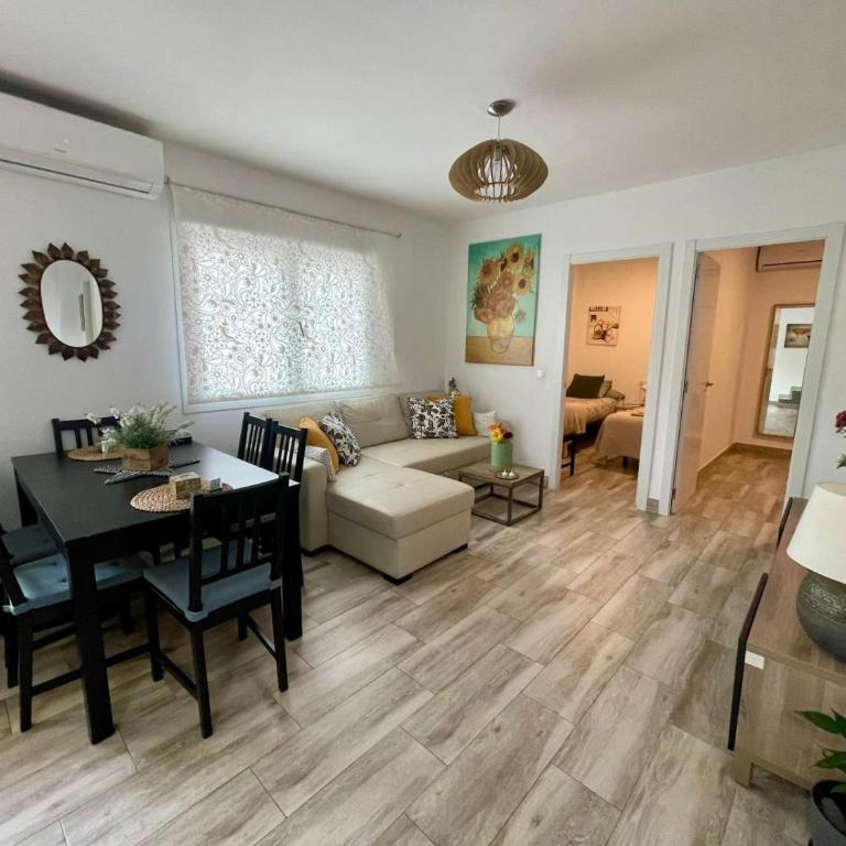 Pedregalejo Beach House - Apartamento con terraza - 4