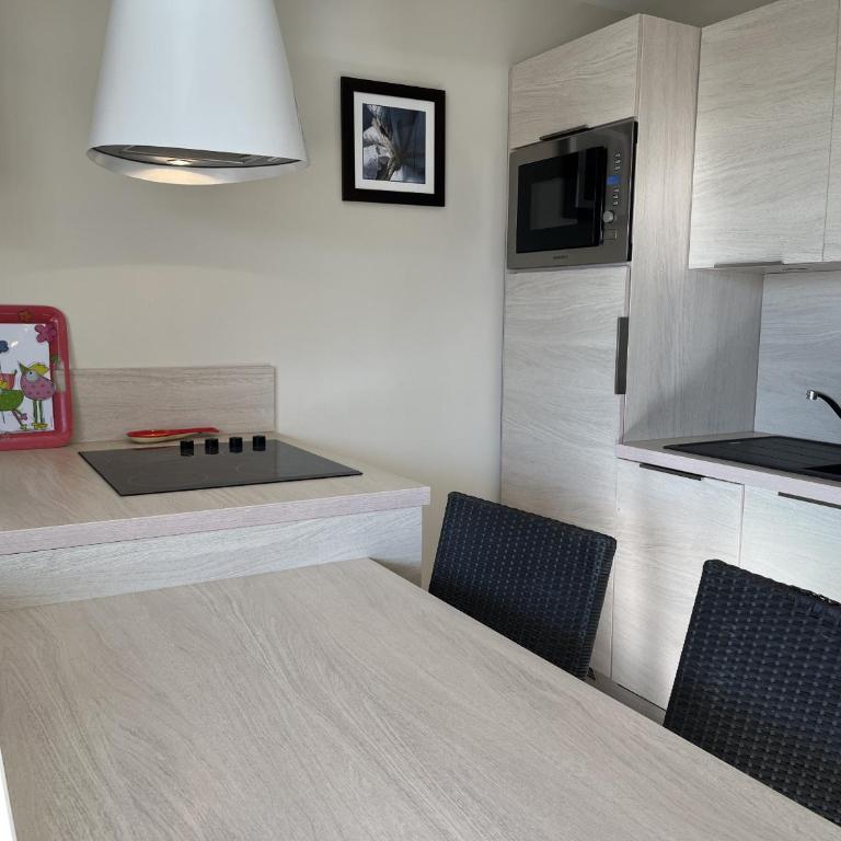 Cap HERMES, T2-3, 40m2, 4-5p, ,grande terrasse vu - Appartement - Vue sur Mer - 5