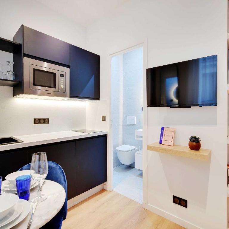 Cozy Parisian 2P Studio in the Prestigious 8th - Studio - 7