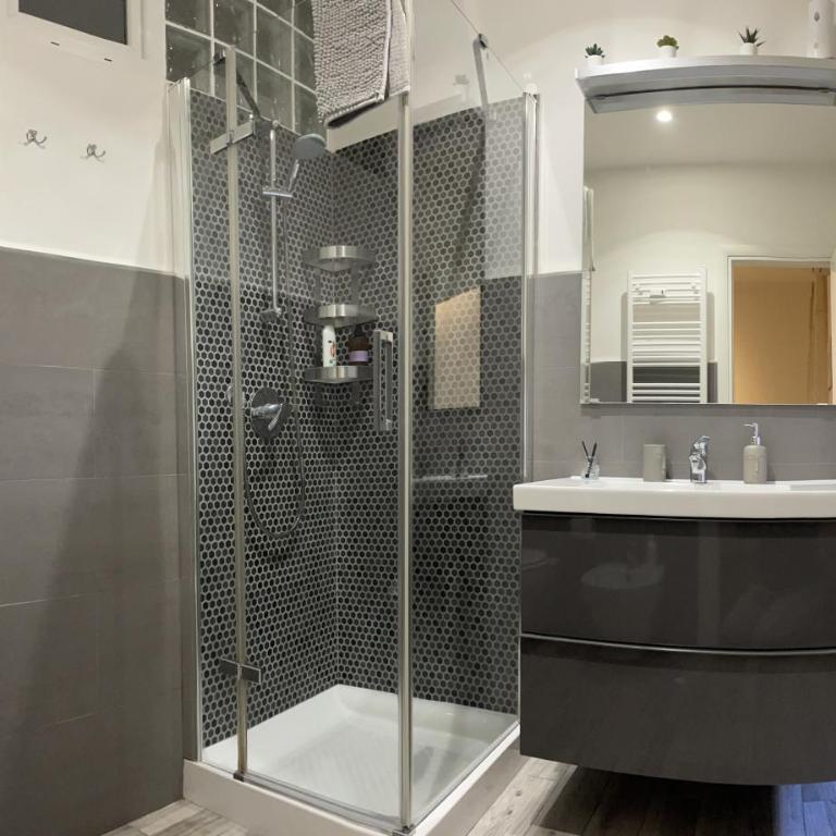 Riza Subway A Tourist Accommodation - Appartamento Standard con 2 Camere da Letto - 10
