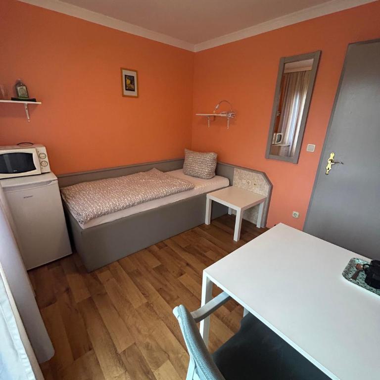 2-Rent Group Hostel Rooms AUB162 - Einzelzimmer - 5