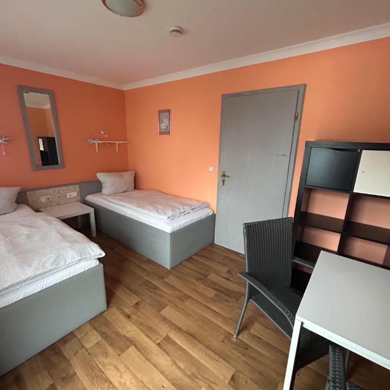 2-Rent Group Hostel Rooms AUB162 - Standard Zweibettzimmer - 6