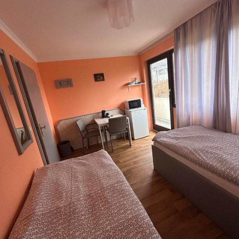 2-Rent Group Hostel Rooms AUB162 - Standard Zweibettzimmer - 5