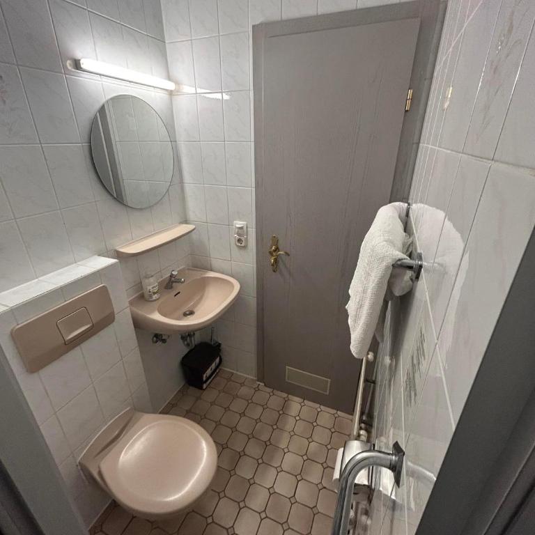 2-Rent Group Hostel Rooms AUB162 - Standard Zweibettzimmer - 3
