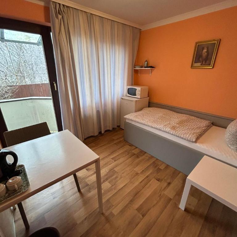 2-Rent Group Hostel Rooms AUB162 - Einzelzimmer - 3