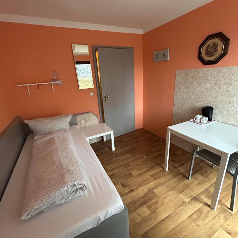 2-Rent Group Hostel Rooms AUB162 - Einzelzimmer - 6