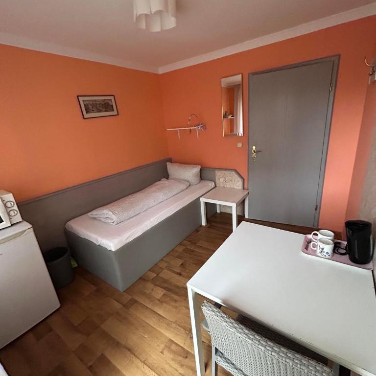 2-Rent Group Hostel Rooms AUB162 - Einzelzimmer - 5