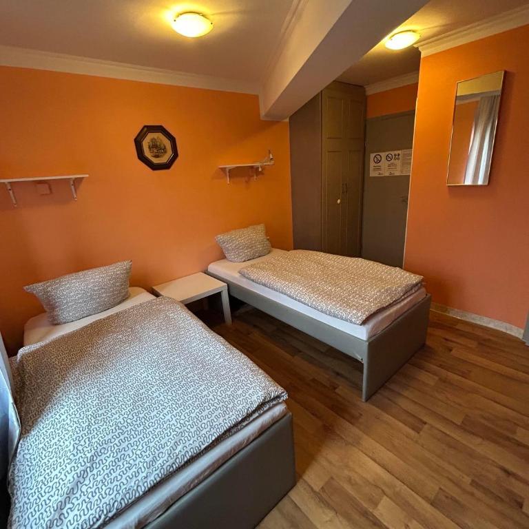 2-Rent Group Hostel Rooms AUB162 - Standard Zweibettzimmer - 7