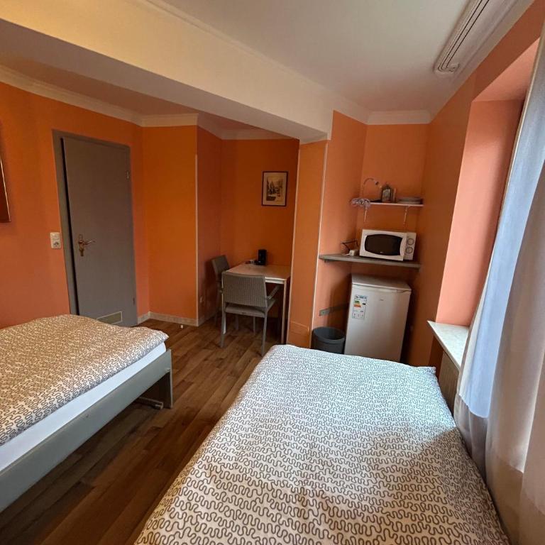 2-Rent Group Hostel Rooms AUB162 - Standard Zweibettzimmer - 4