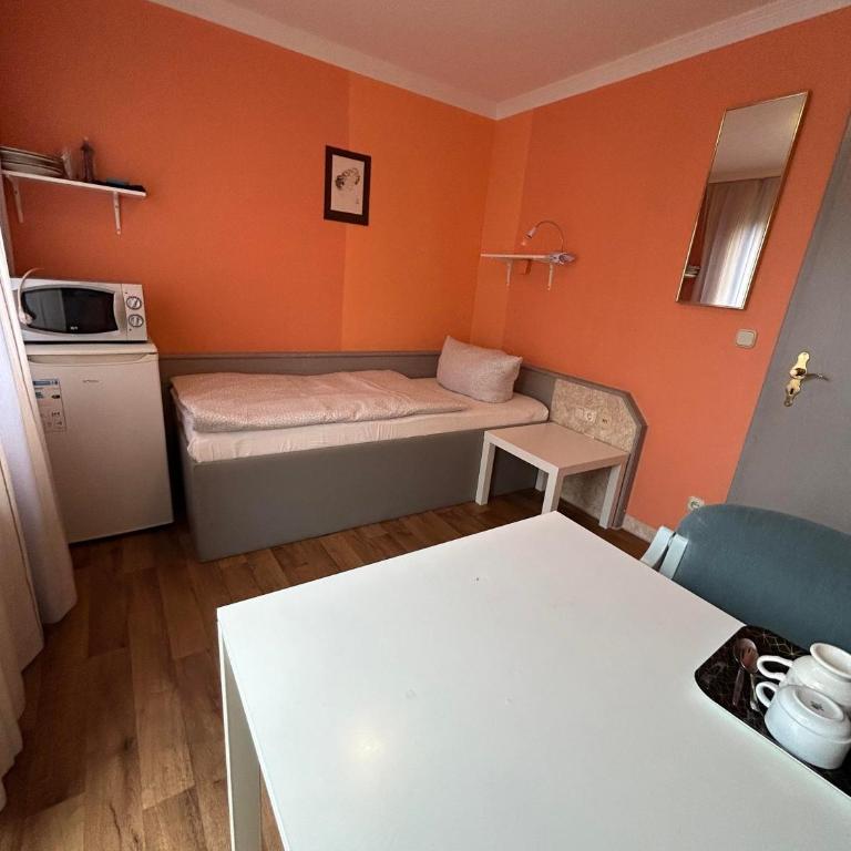 2-Rent Group Hostel Rooms AUB162 - Einzelzimmer - 3