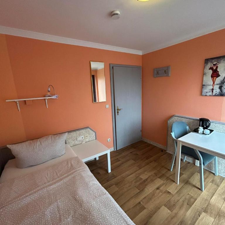 2-Rent Group Hostel Rooms AUB162 - Einzelzimmer - 4