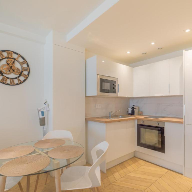 LE CALIFORNIA 200m des plages chic luxe et cosy 2 à 4 personnes - Apartamento de 1 dormitorio - 3
