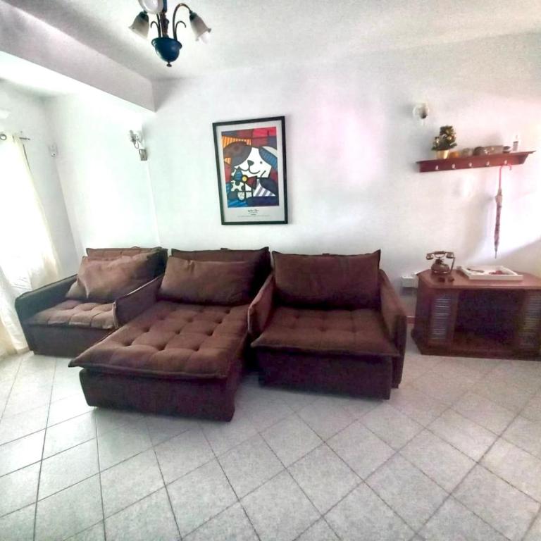 Casa con 2 habitaciones cerca del IPS central - Three-Bedroom House - 5