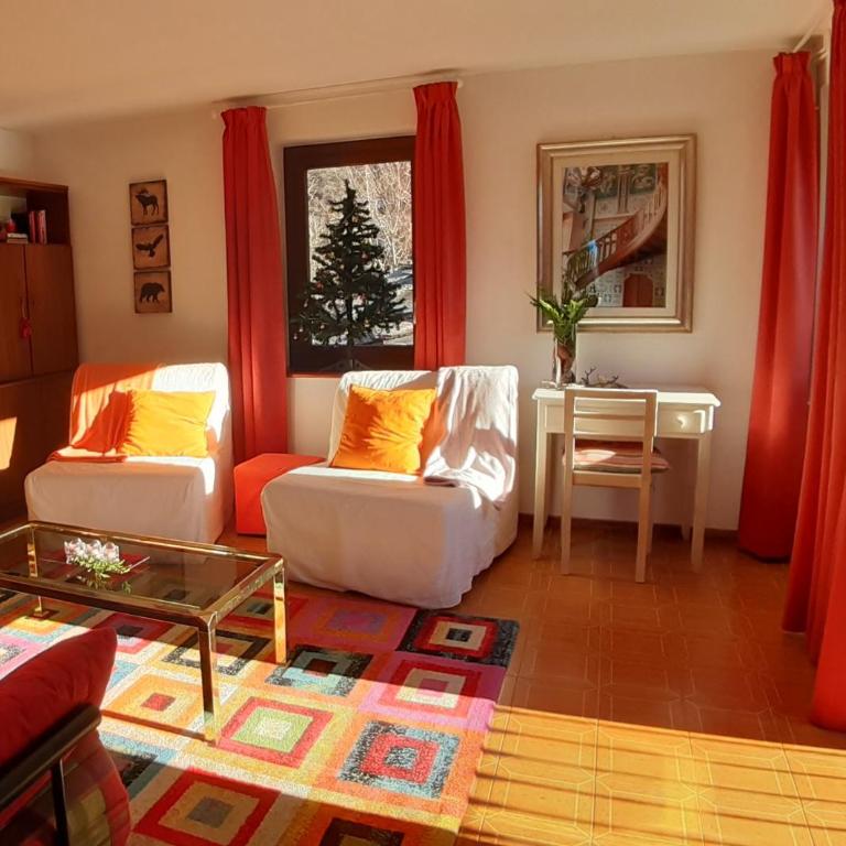 Issime - da Carla (CIR n. 0001) - Appartamento con 2 Camere da Letto - 2