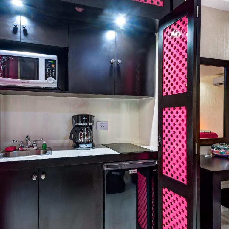 Suites Corazon - Deluxe Double Room with Spa Bath - 7