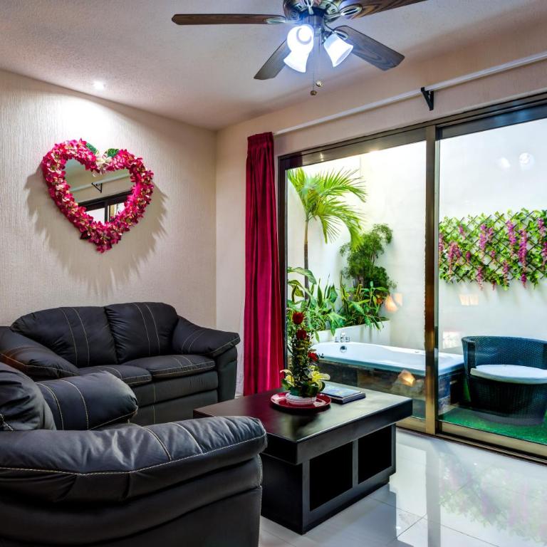 Suites Corazon - Deluxe Double Room with Spa Bath - 6