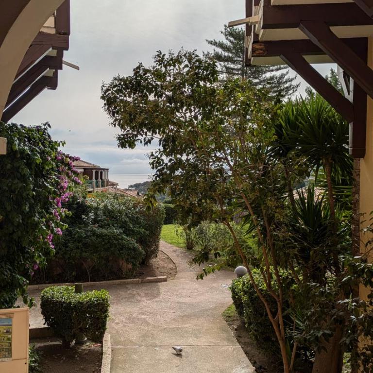 Appartement rez de jardin 4 personnes CAP ESTEREL - Appartamento con 1 Camera da Letto e Terrazza - 23
