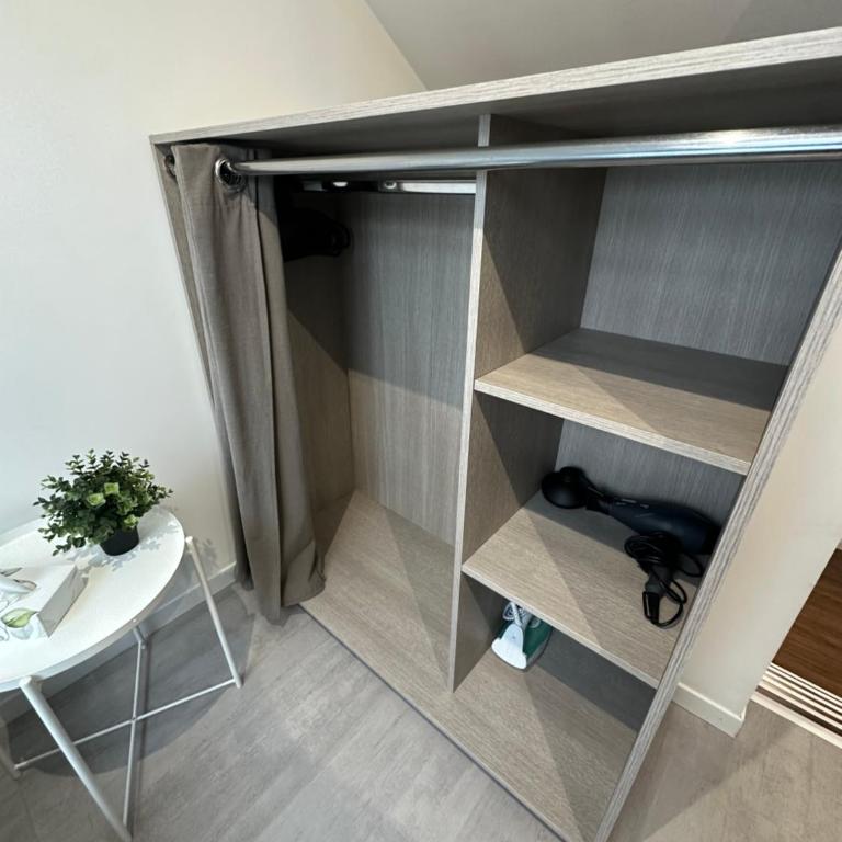 Le 5 - Beau Studio rénové, tout équipé, au calme, Mulhouse centre - stationnement gratuit - Apartment mit 1 Schlafzimmer - 5