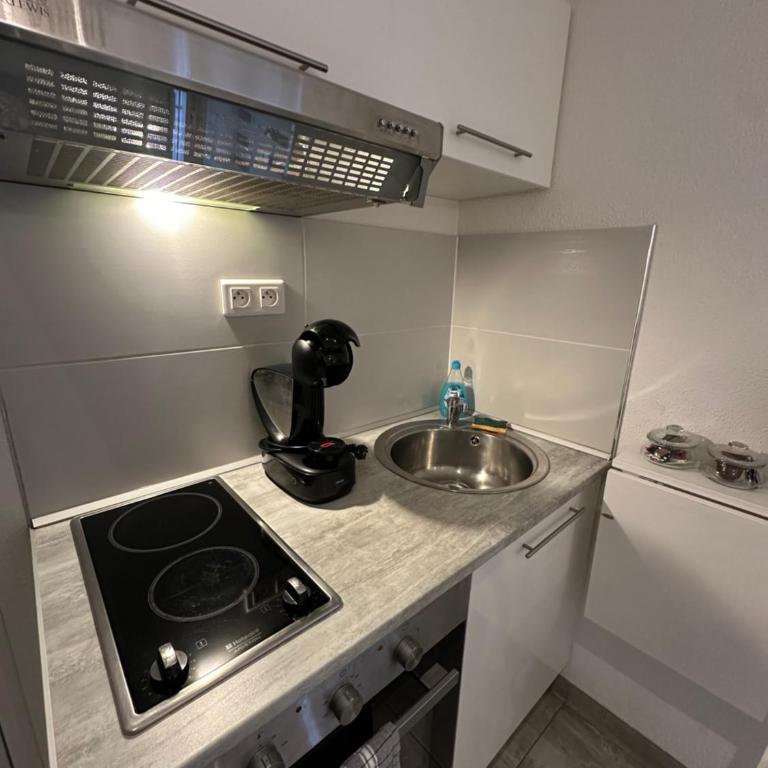 Le 6 - Joli petit studio, Centre ville - stationnement gratuit - Apartamento de 1 dormitorio - 6