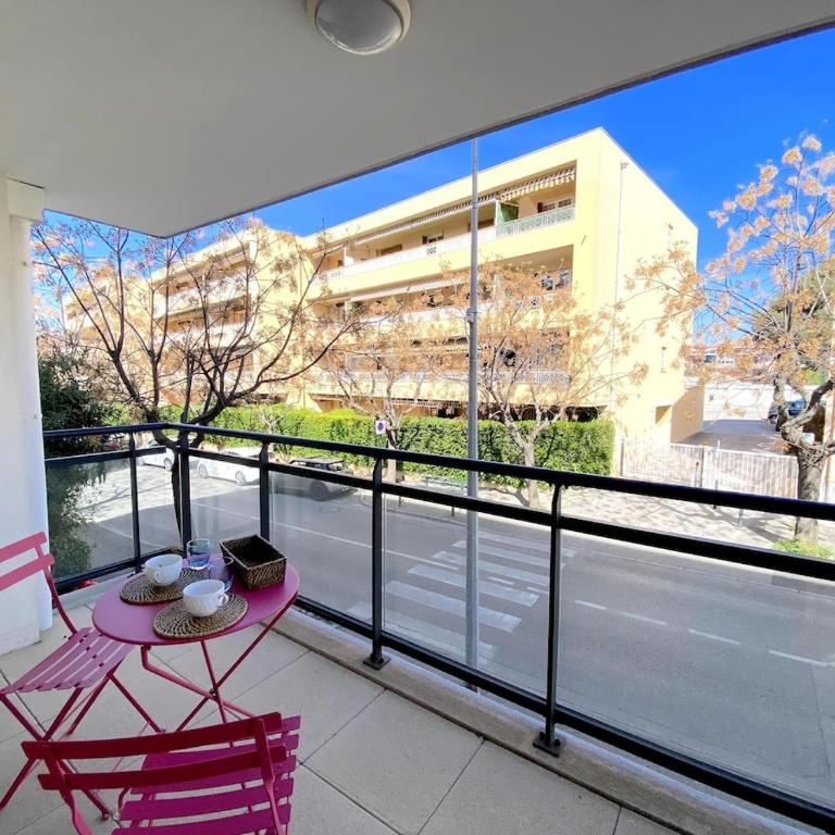 T2 Neuf centre ville Sanary avec garage - Apartment mit 1 Schlafzimmer - 7