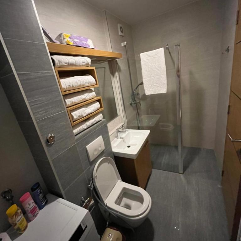 VIP Apartment FOUR - Two-Bedroom Apartment - 9