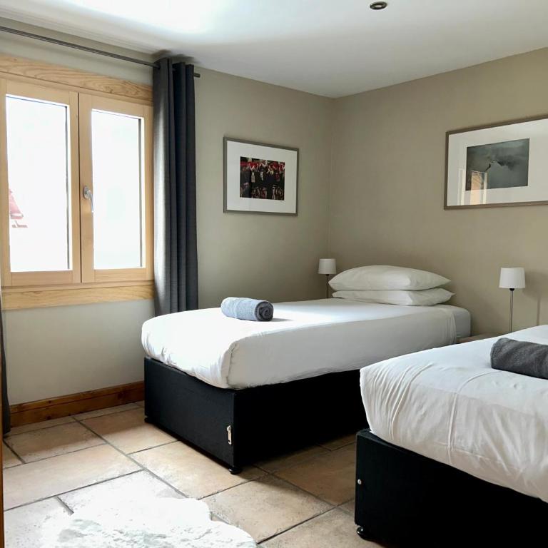 3 Bedrooms, Whole floor, New Kitchen, Town Centre - Appartement 3 Chambres - 17
