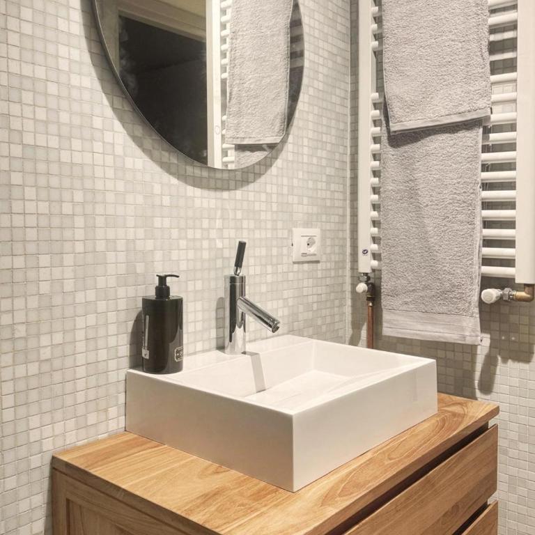 Studio Studio' - One-Bedroom Apartment with Balcony and City View - 16