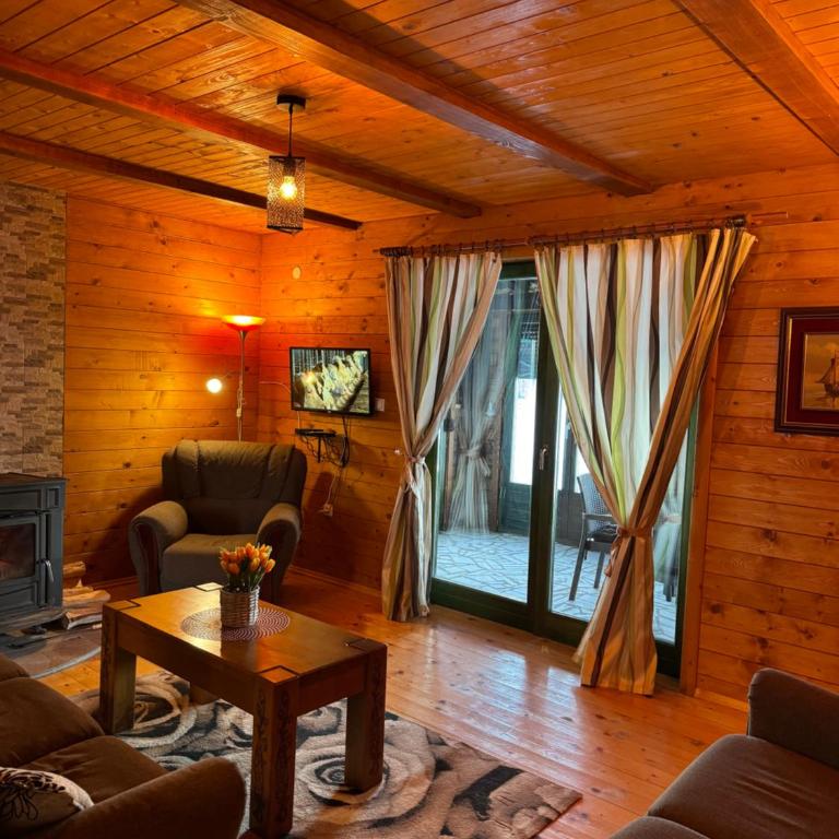 Monutain Lodges Zabljak - One-Bedroom House - 2
