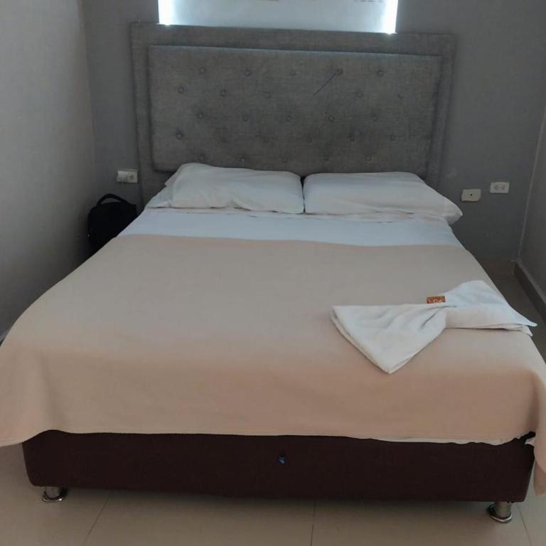 Villa Mary Hostal - Habitación con cama grande - 2