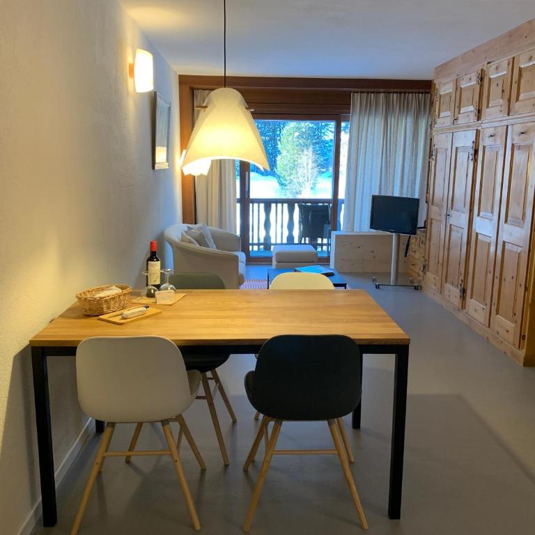 Chesa La Furia - Apartment mit 1 Schlafzimmer und Balkon - 12