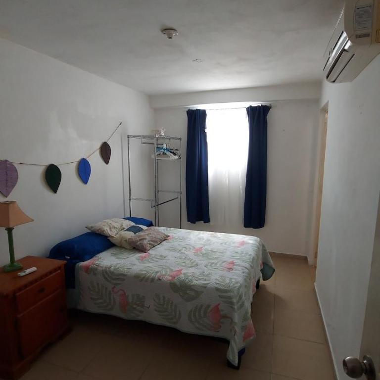 Beach house with private pool and new ac - Four-Bedroom House - 16