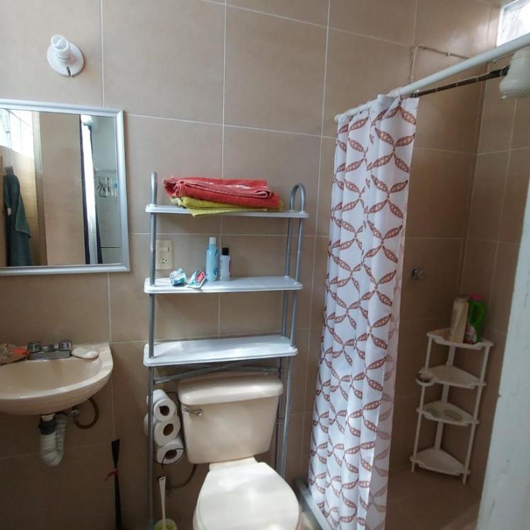 Beach house with private pool and new ac - Four-Bedroom House - 17